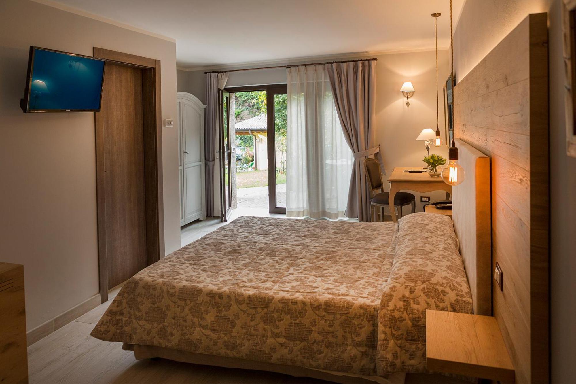 Hotel Livia Гарньяно Номер фото