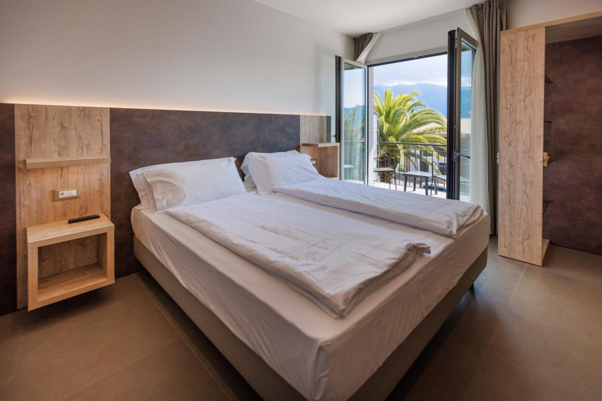 Hotel Livia Гарньяно Номер фото